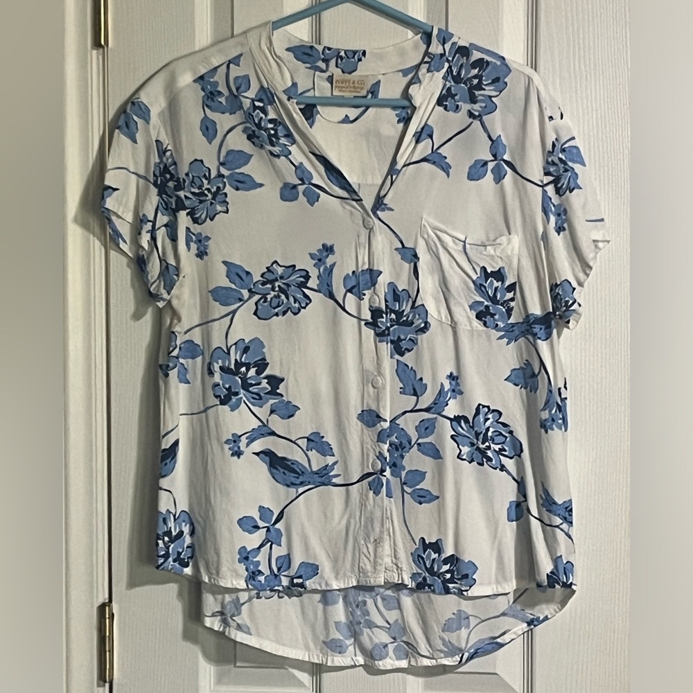 Poppy and Co blouse size L.